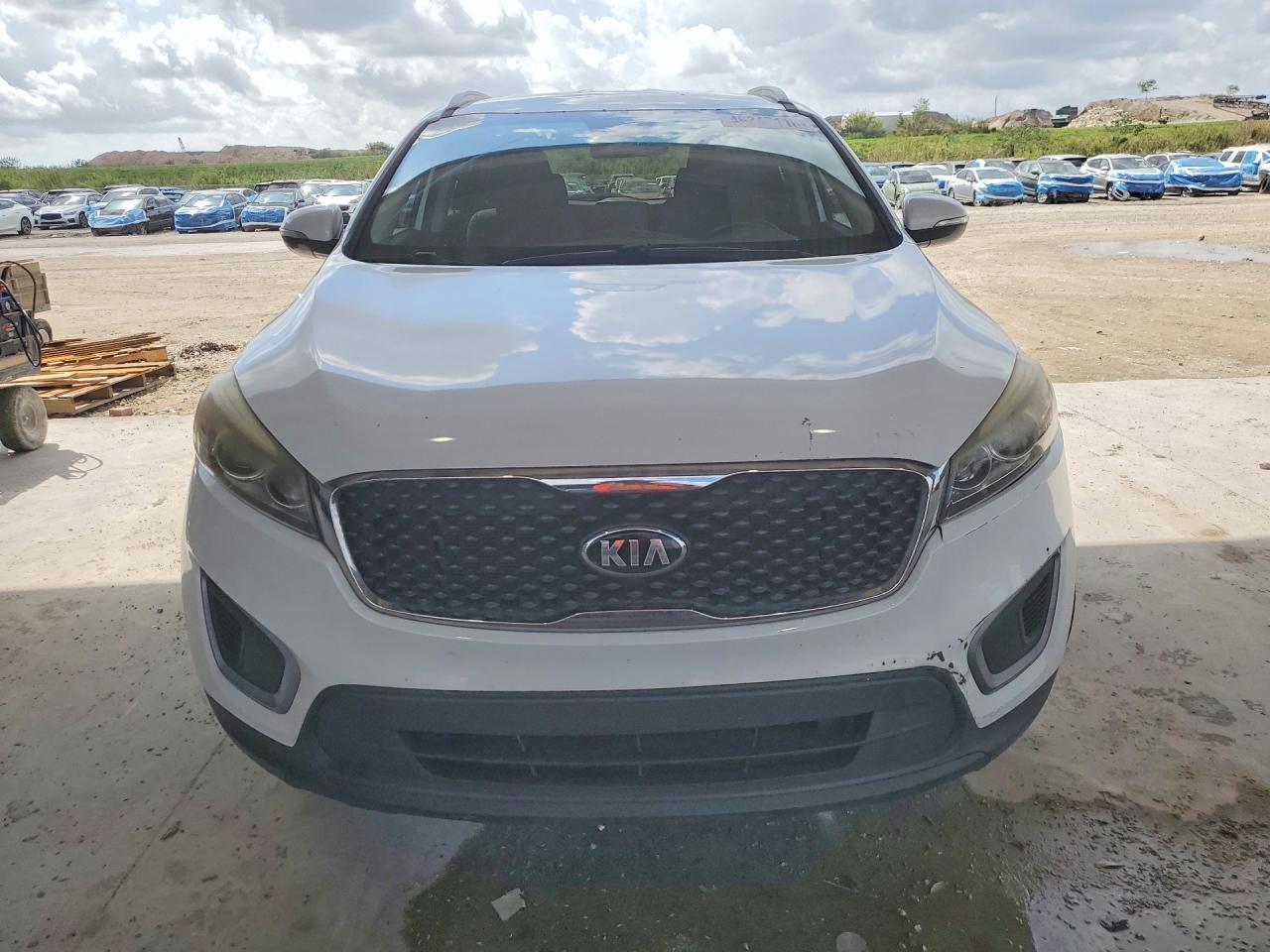 2016 KIA SORENTO