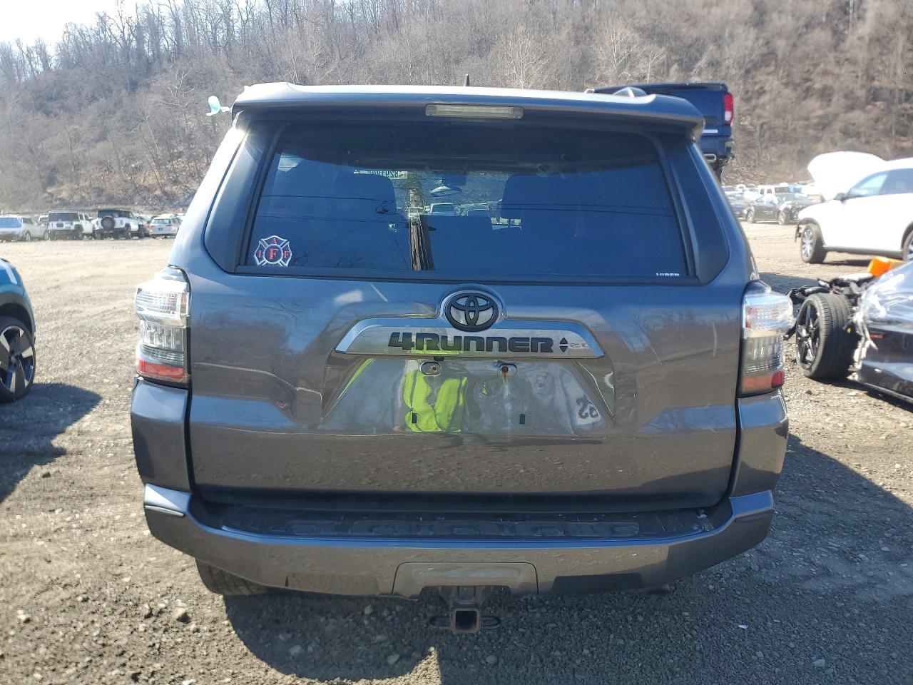2022 TOYOTA 4Runner