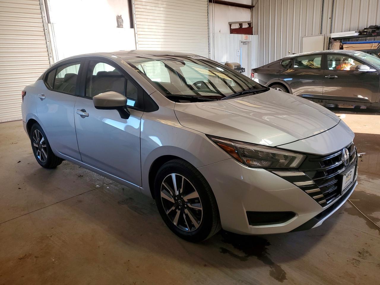 2025 NISSAN VERSA