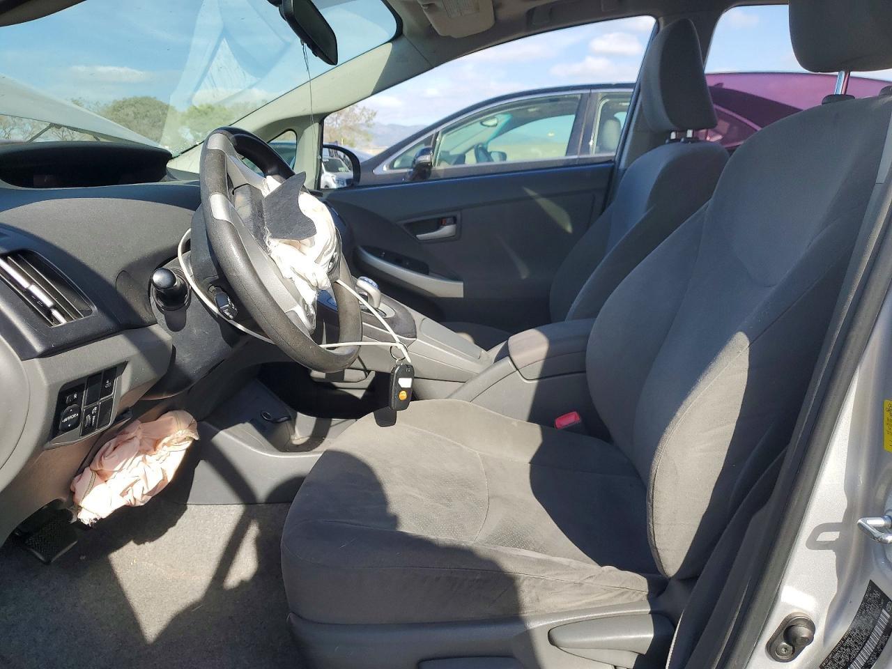 2010 TOYOTA PRIUS
