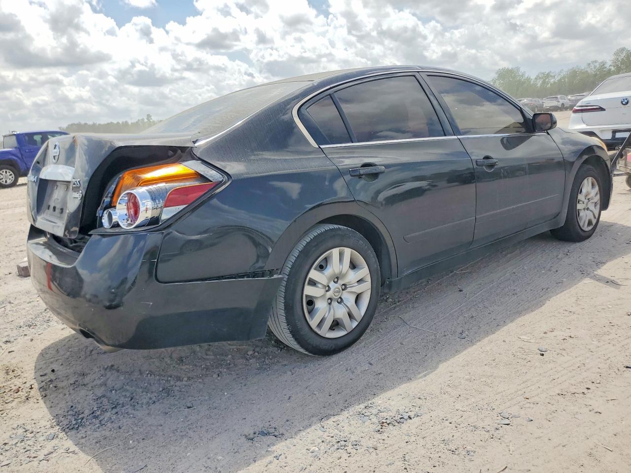 2012 NISSAN ALTIMA