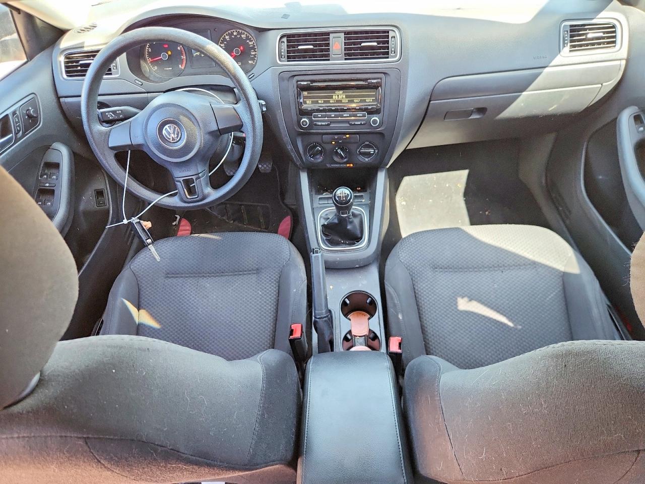 2013 VOLKSWAGEN JETTA