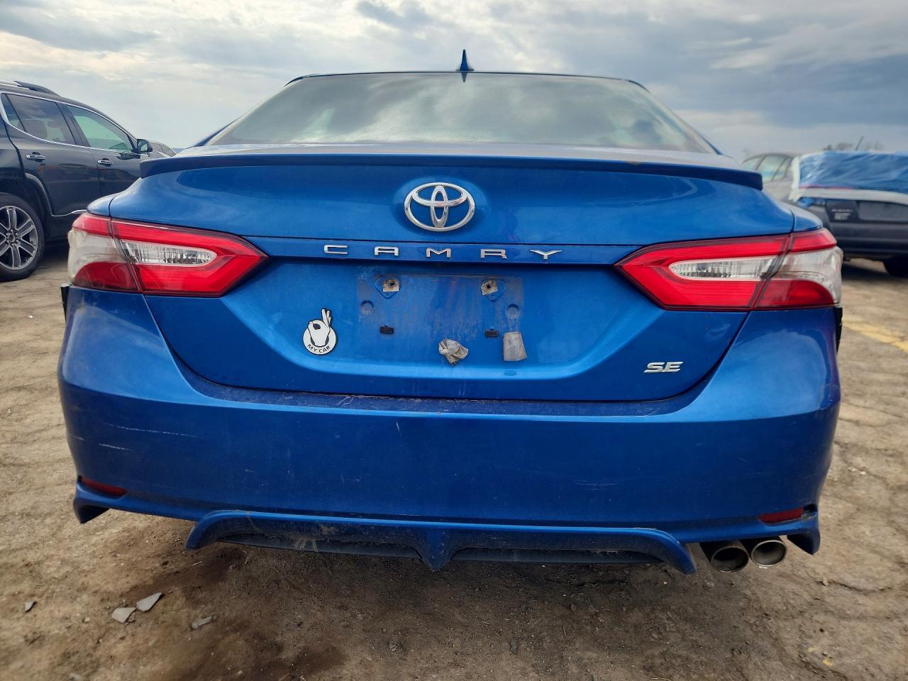 2019 TOYOTA CAMRY