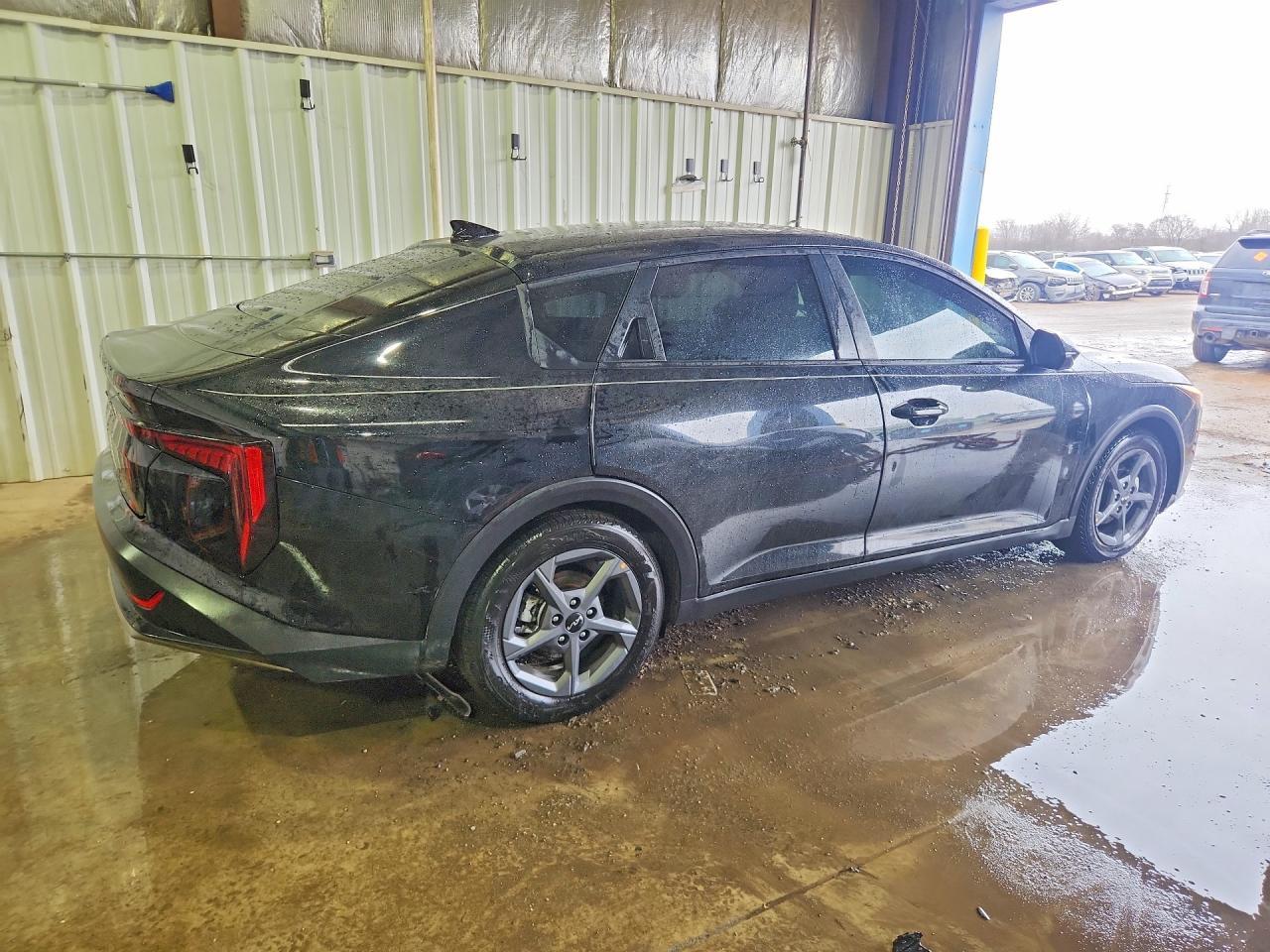 2025 KIA K4