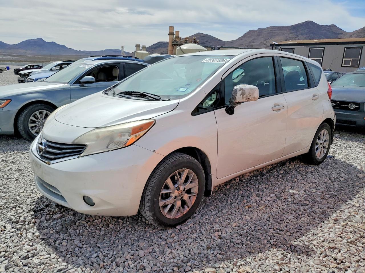 2016 NISSAN Versa Note