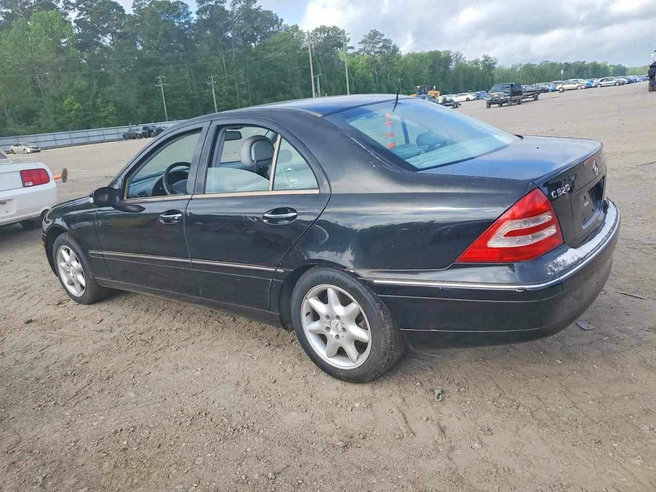 2002 MERCEDES-BENZ C-CLASS