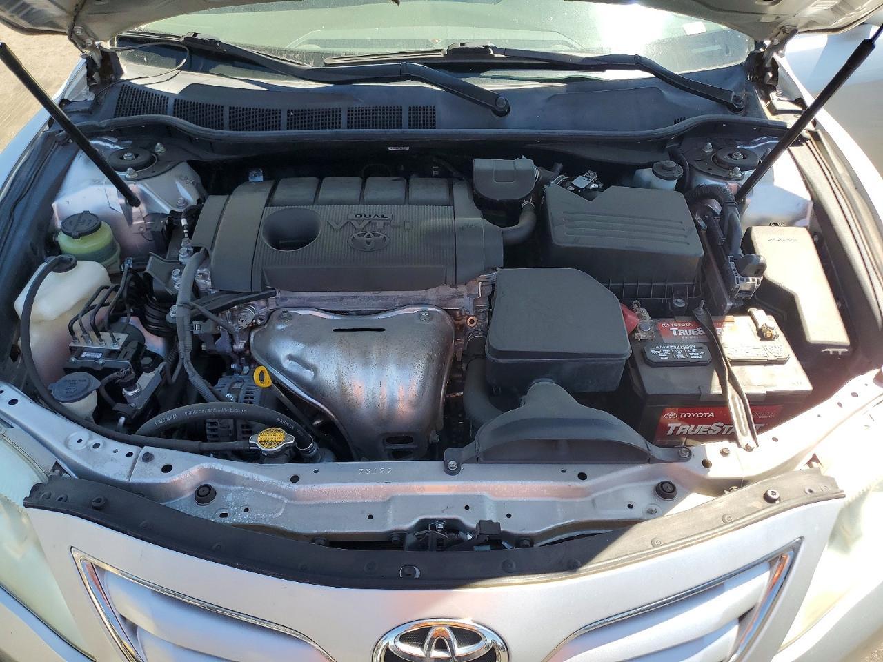 2011 TOYOTA CAMRY