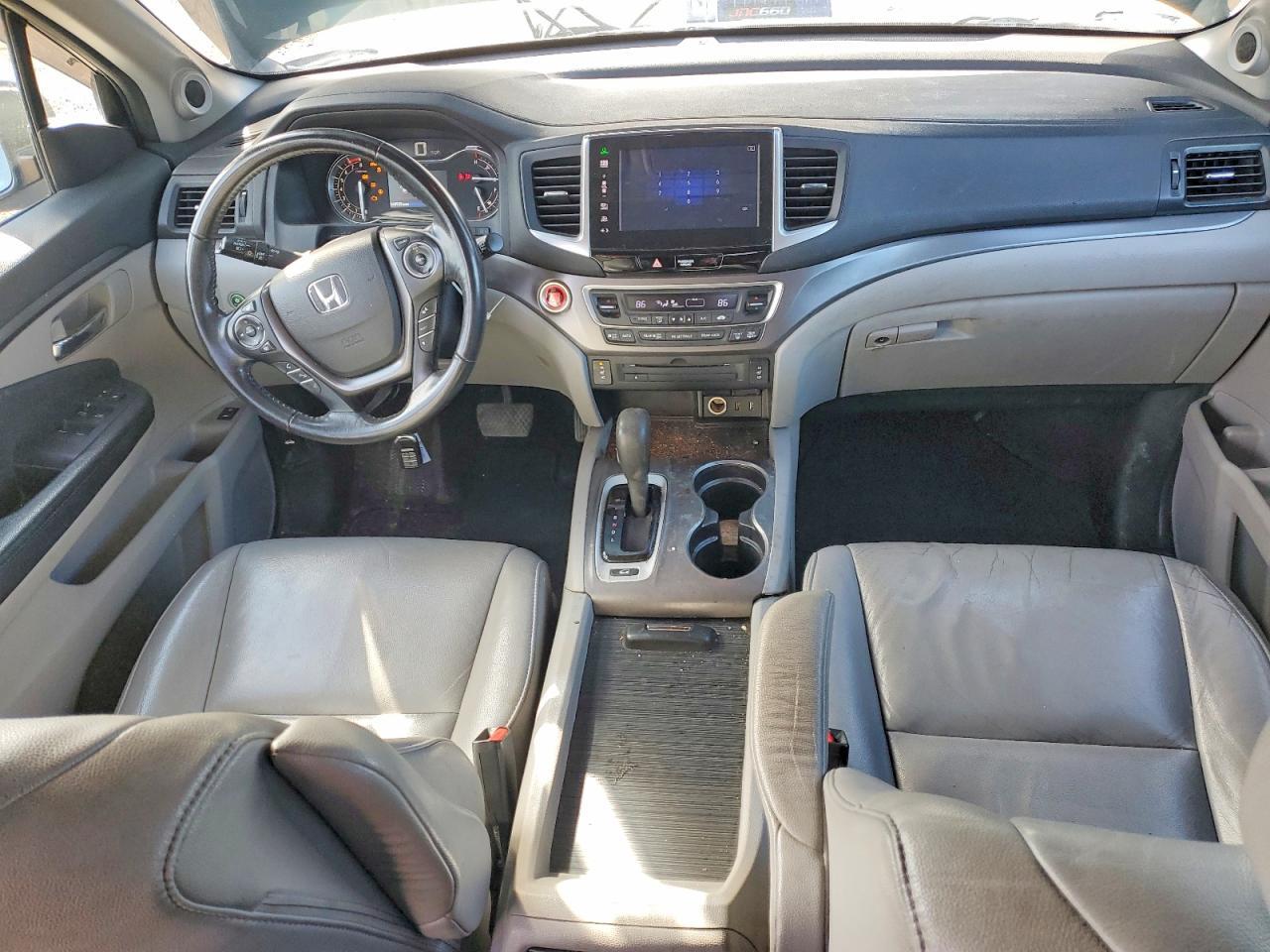 2016 HONDA PILOT