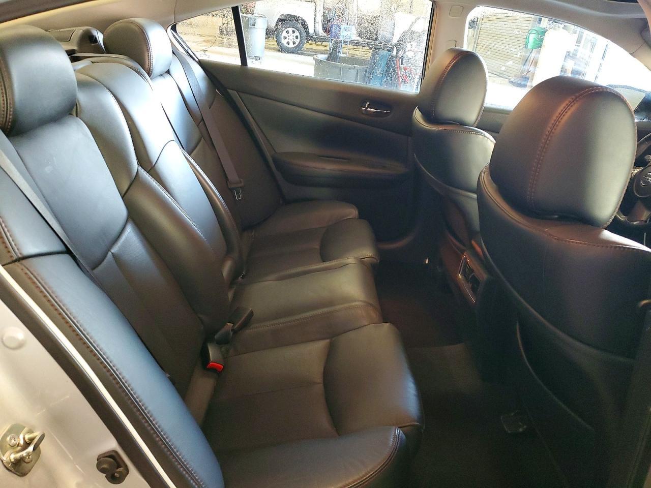 2014 NISSAN Maxima