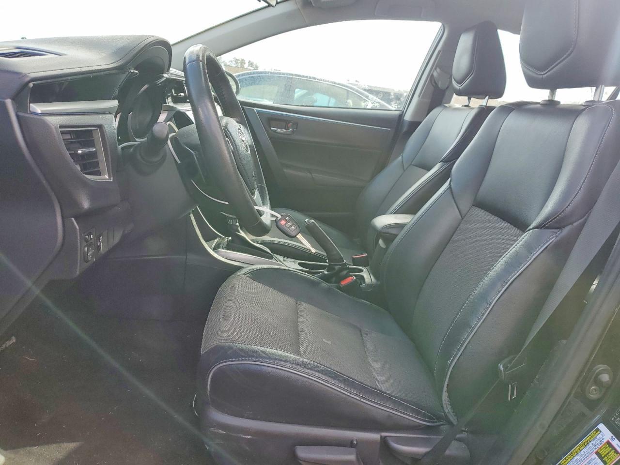 2016 TOYOTA COROLLA