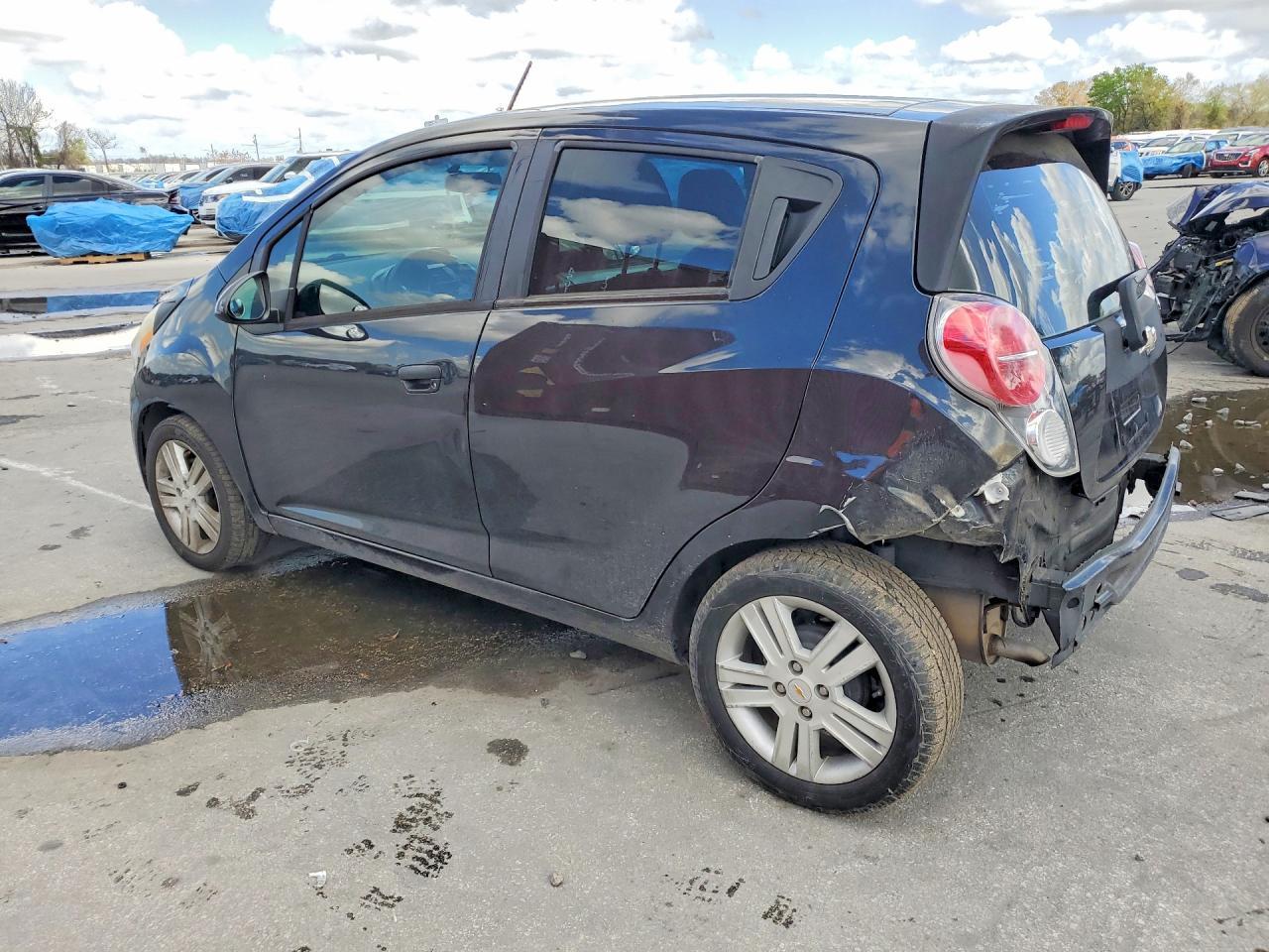 2015 CHEVROLET Spark