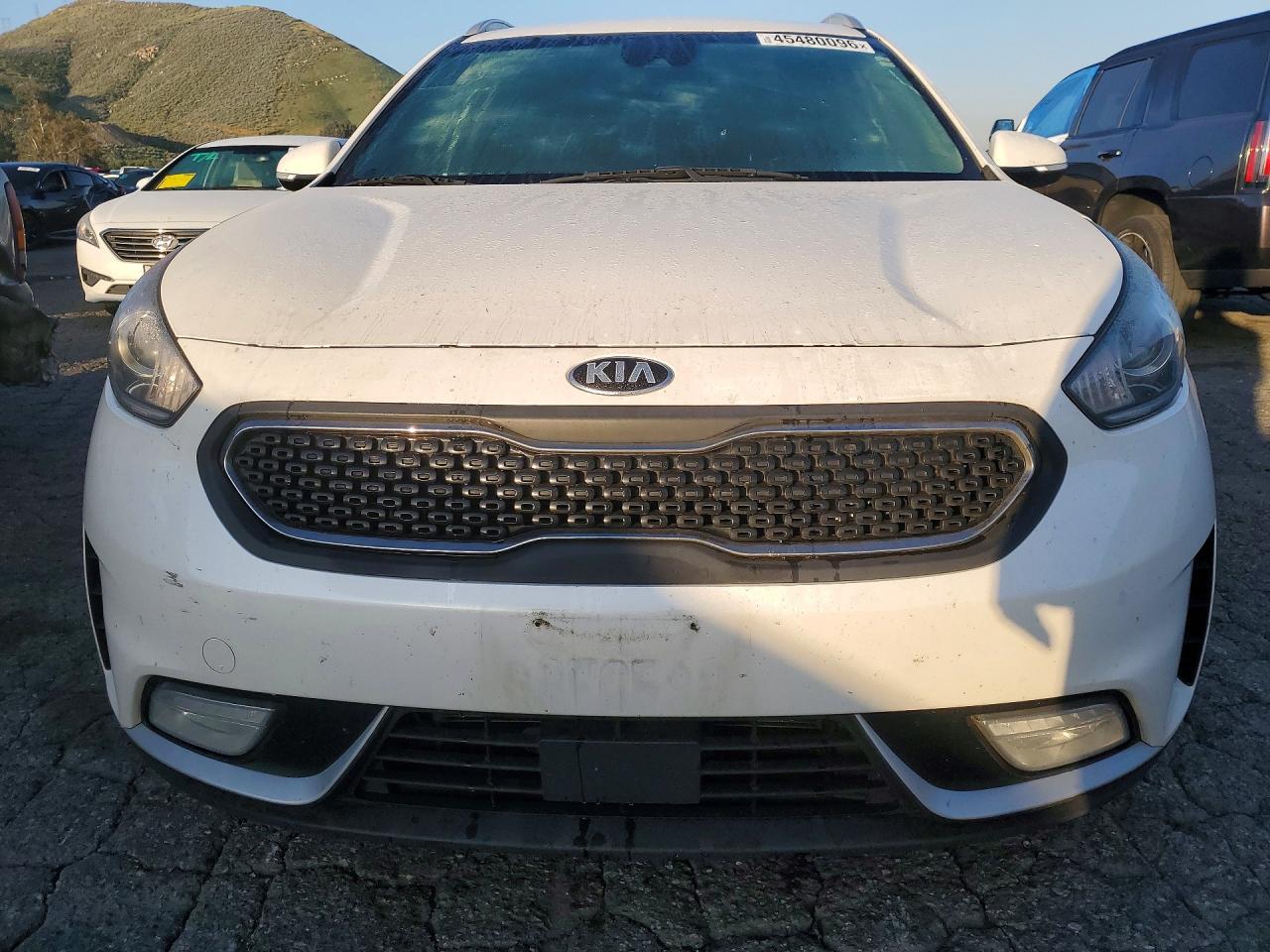 2017 KIA Niro