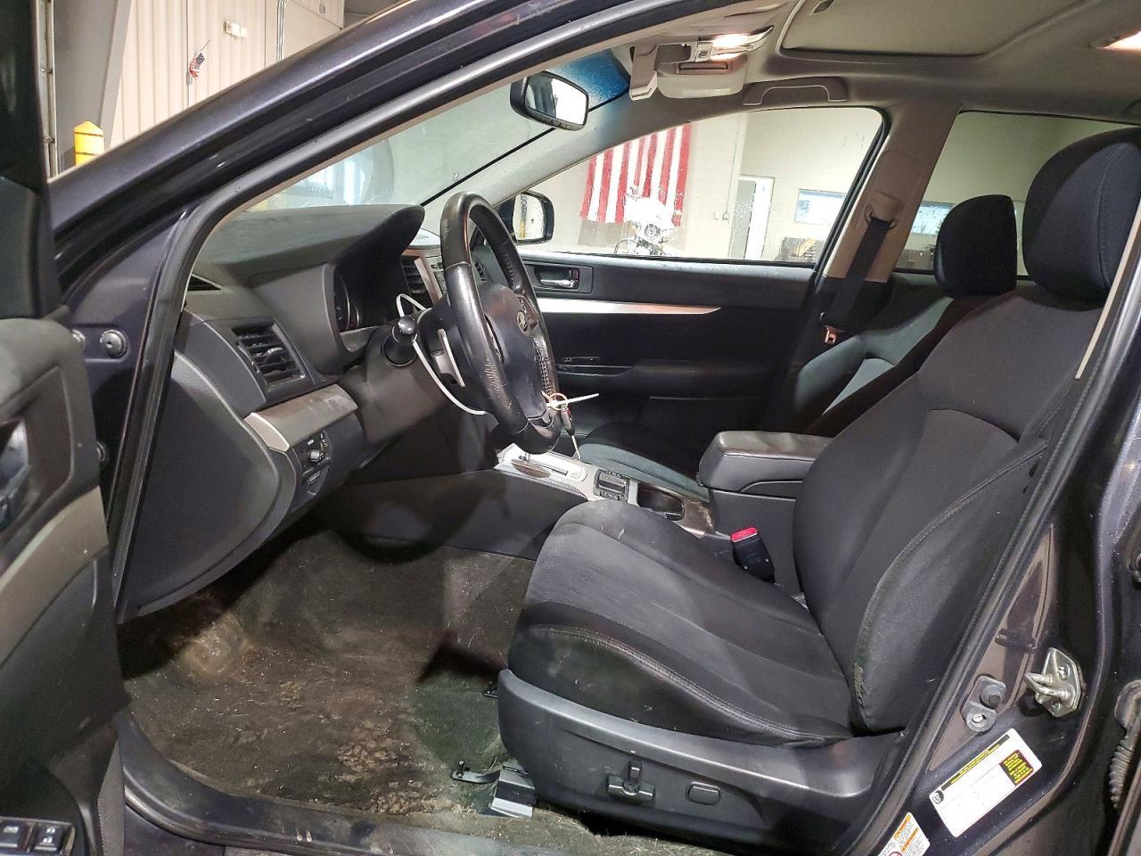 2013 SUBARU Outback