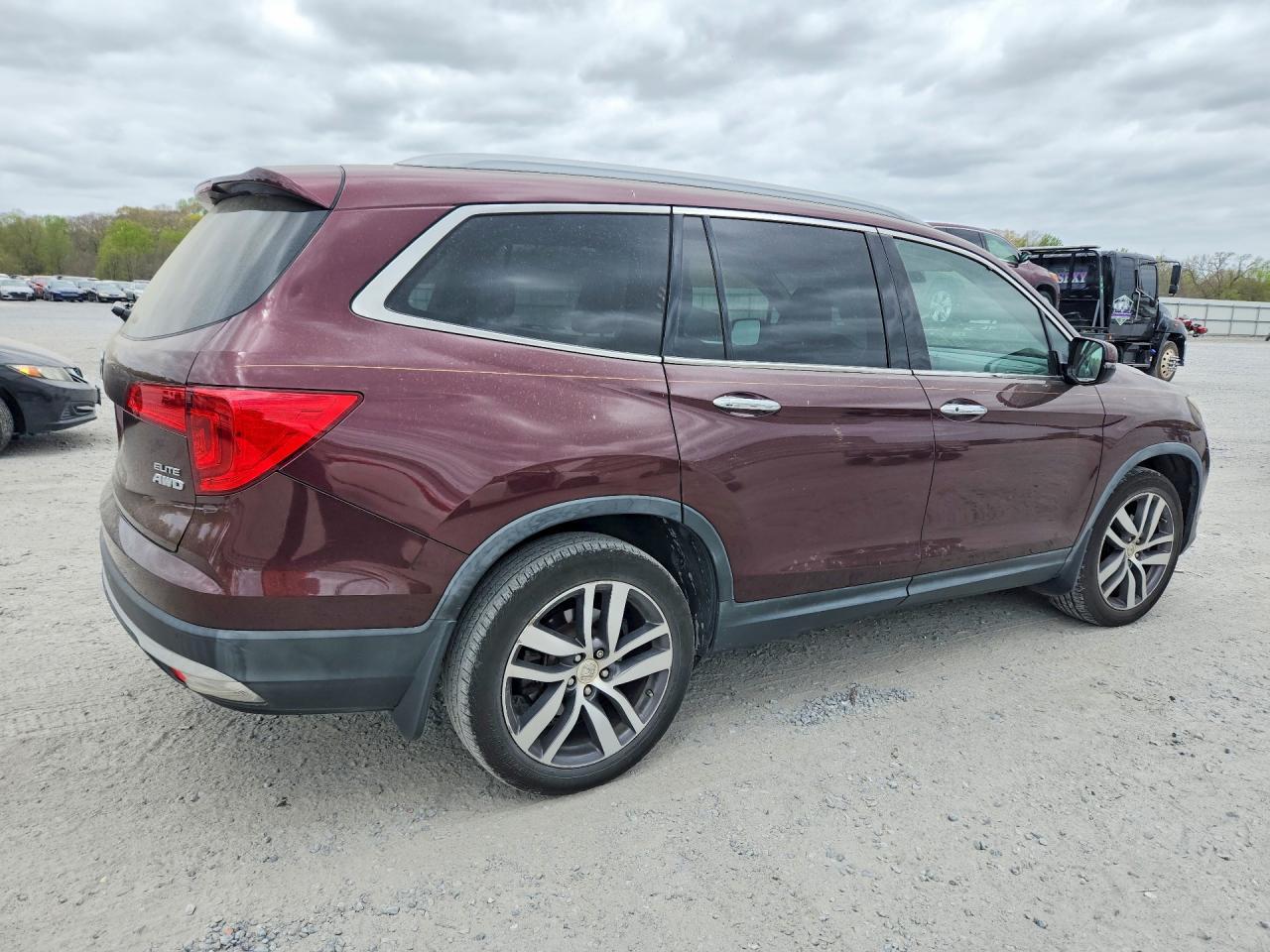 2016 HONDA PILOT