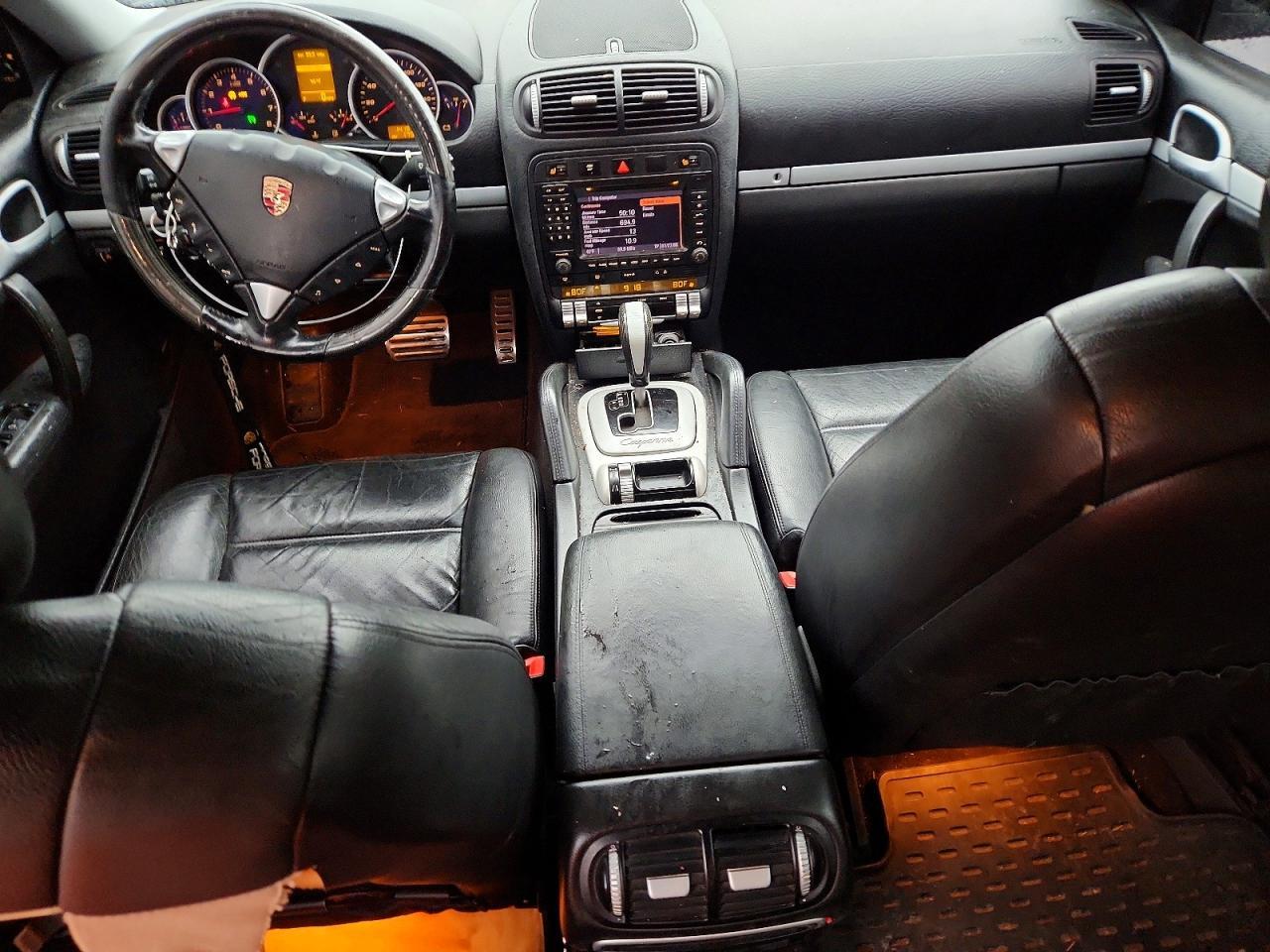 2005 PORSCHE CAYENNE