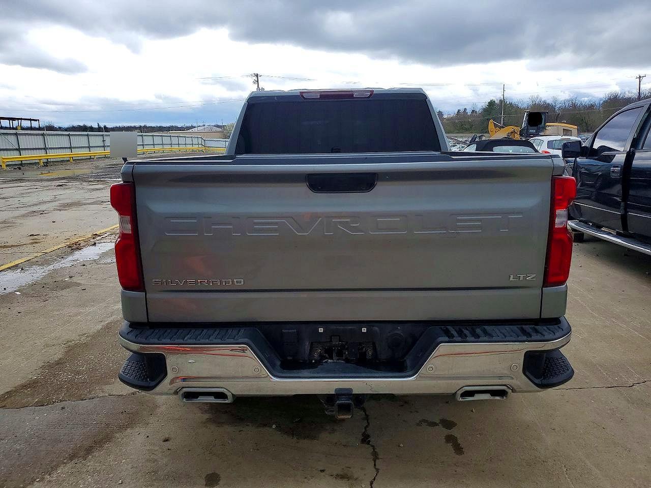 2024 CHEVROLET Silverado