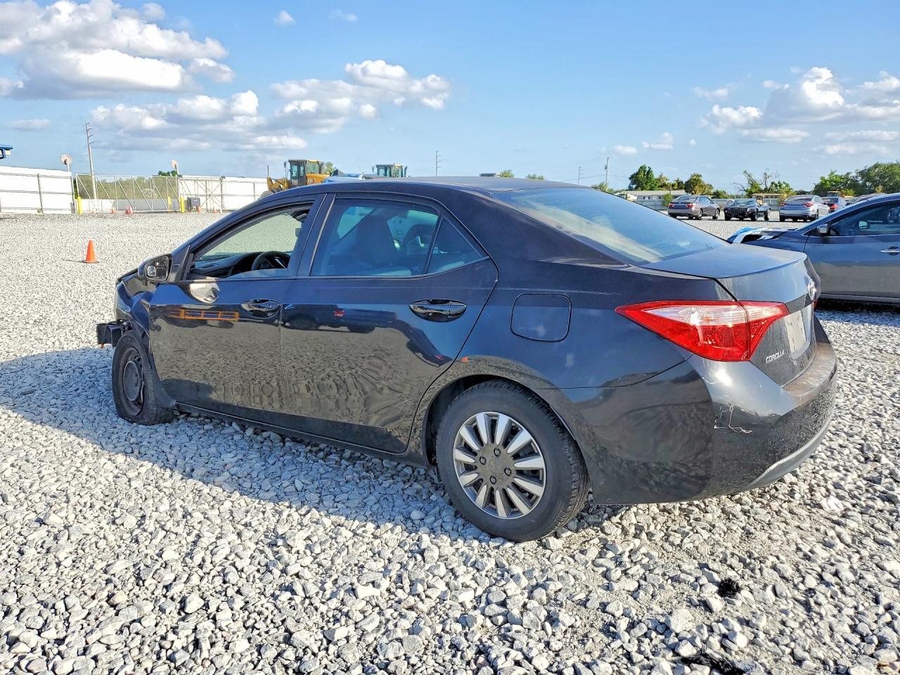 2018 TOYOTA COROLLA
