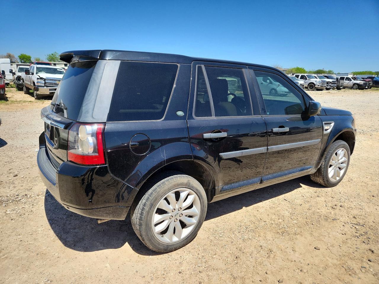 2012 LAND ROVER LR2