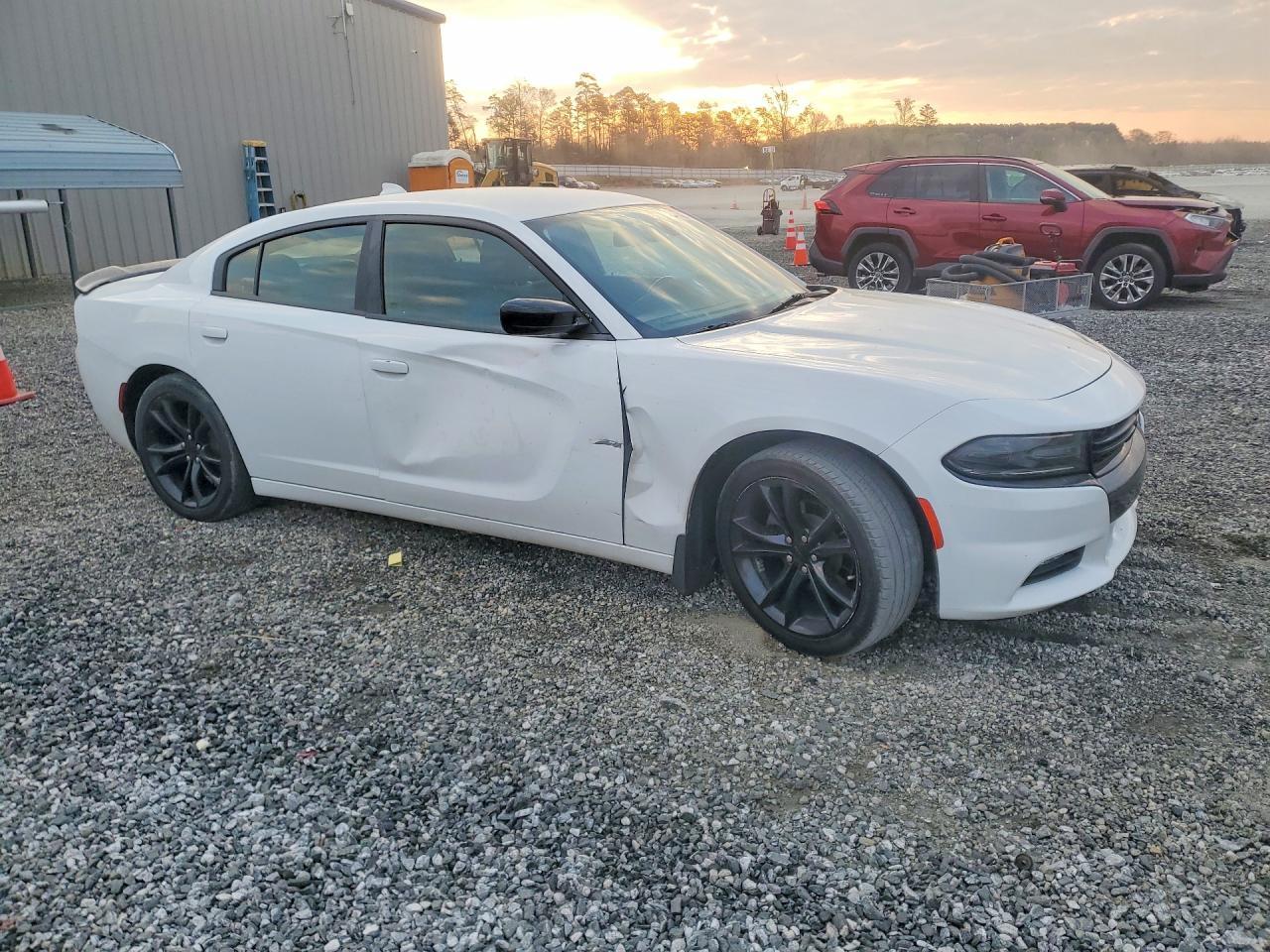 2016 DODGE CHARGER
