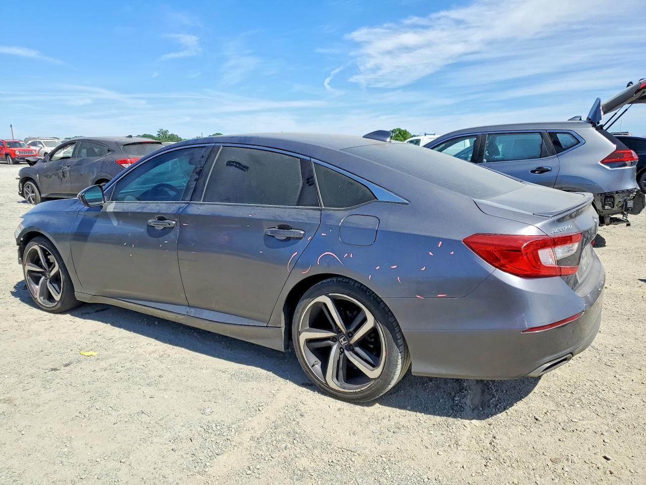 2018 HONDA ACCORD