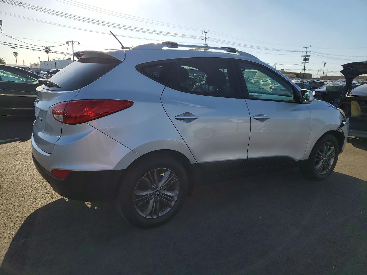 2015 HYUNDAI TUCSON