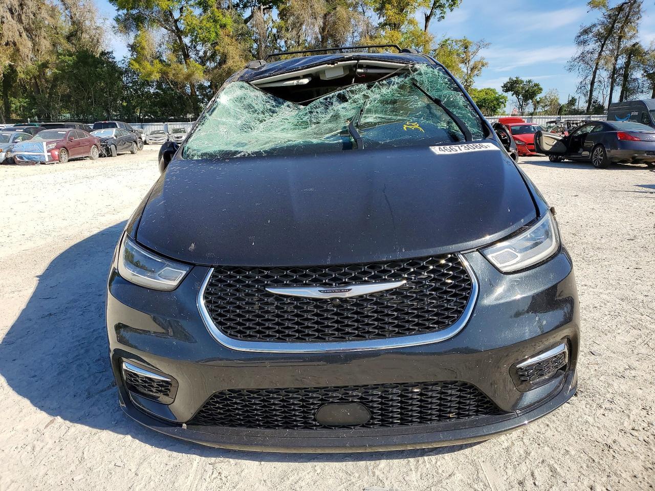 2022 CHRYSLER Pacifica