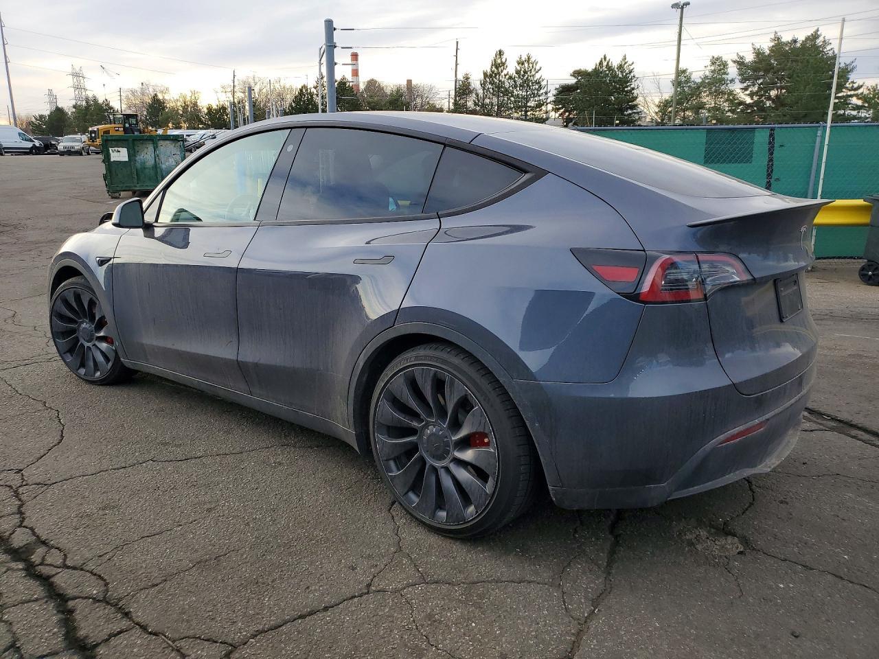 2023 TESLA MODEL Y