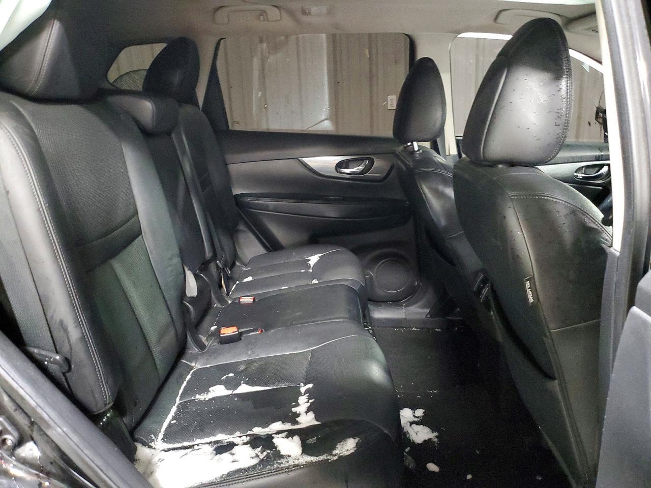 2015 NISSAN ROGUE