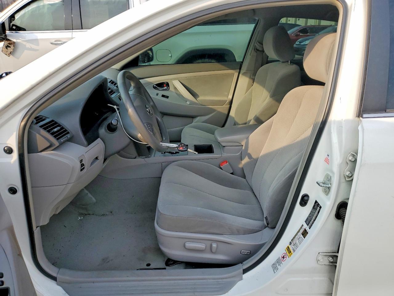 2009 TOYOTA CAMRY
