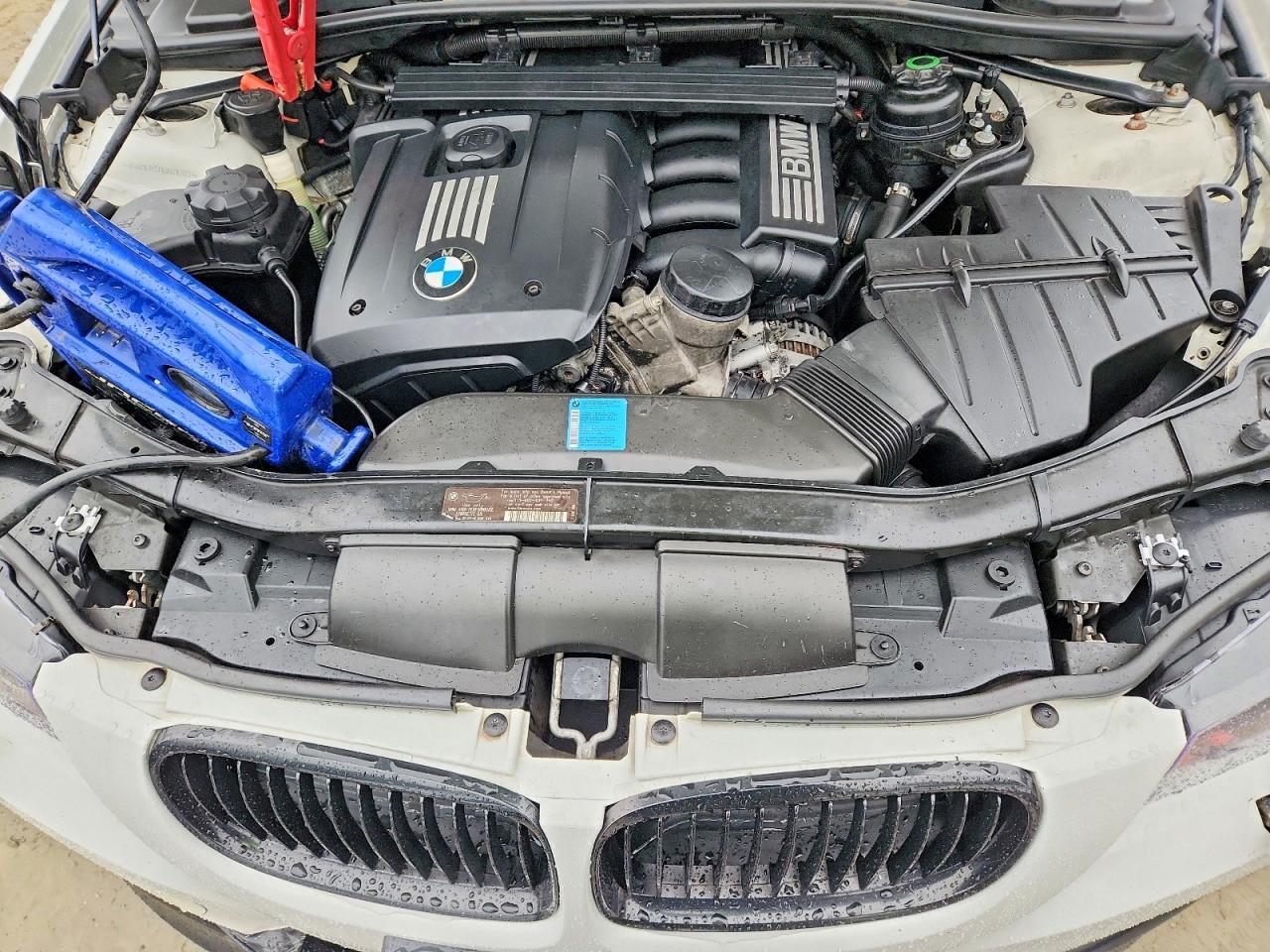 2011 BMW 3 SERIES