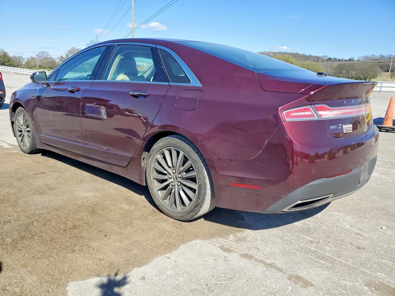 2017 LINCOLN MKZ