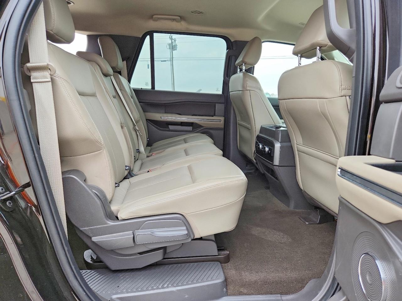 2021 FORD Expedition
