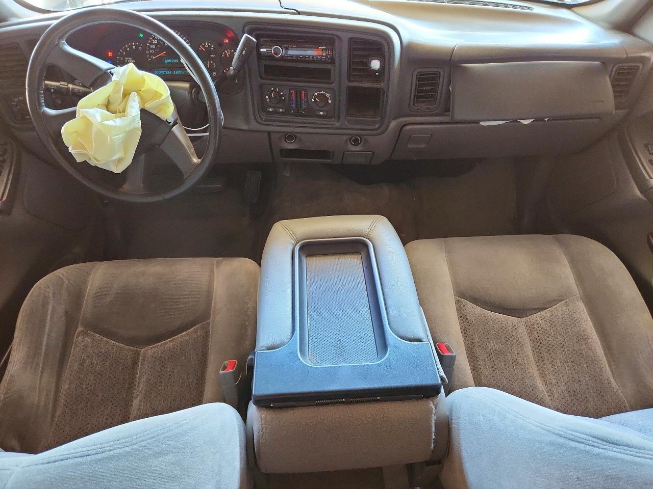2003 CHEVROLET Tahoe