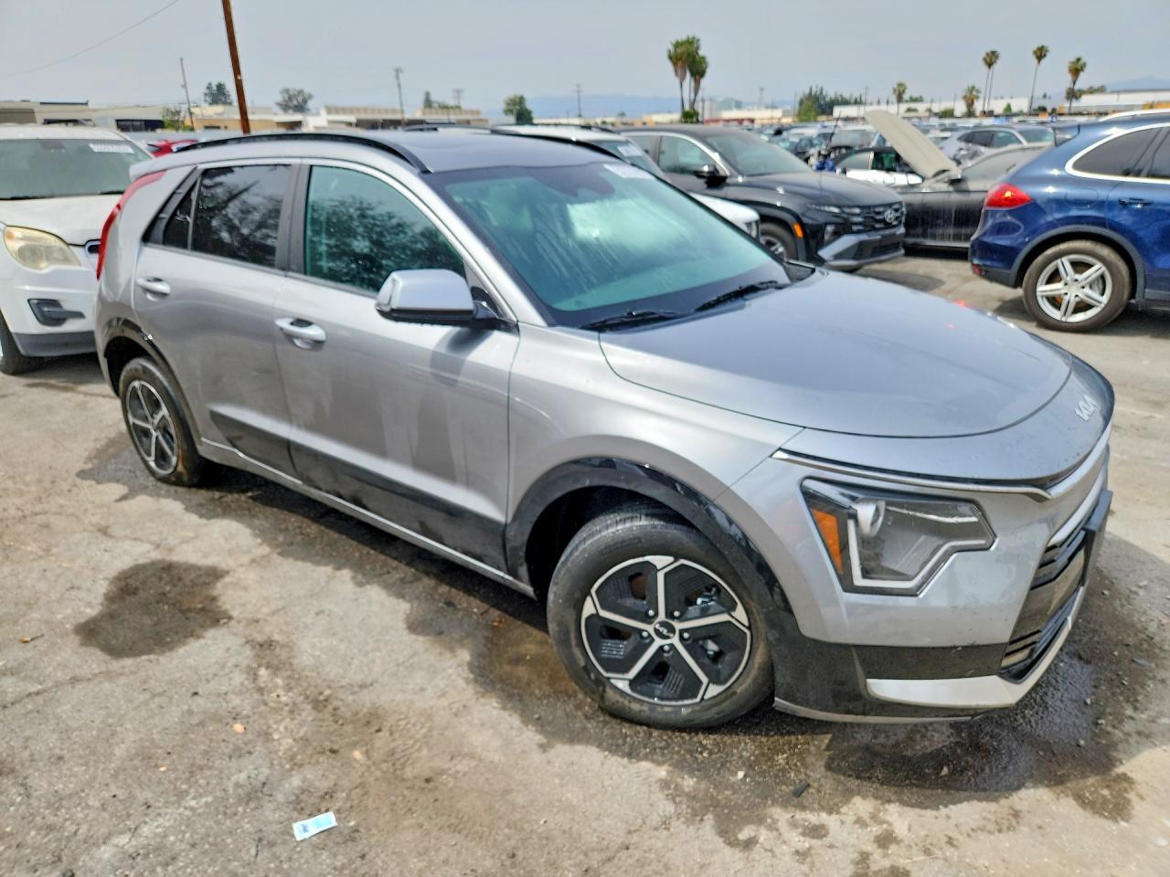 2025 KIA Niro