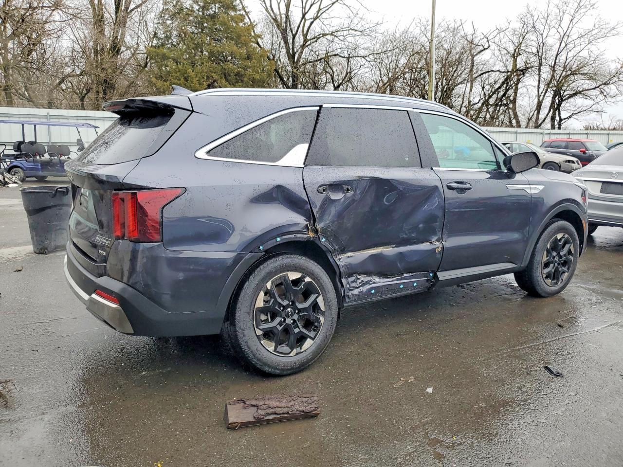 2025 KIA SORENTO