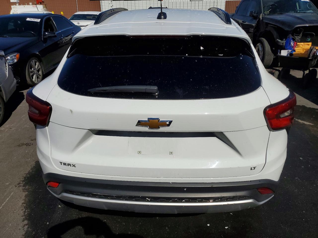 2025 CHEVROLET TRAX