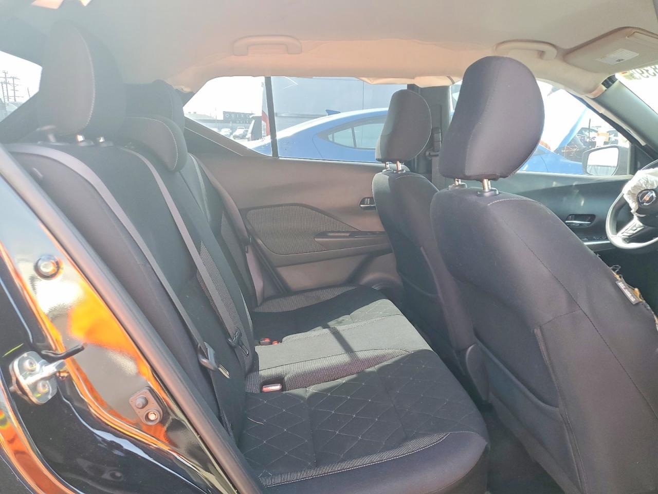 2019 NISSAN KICKS