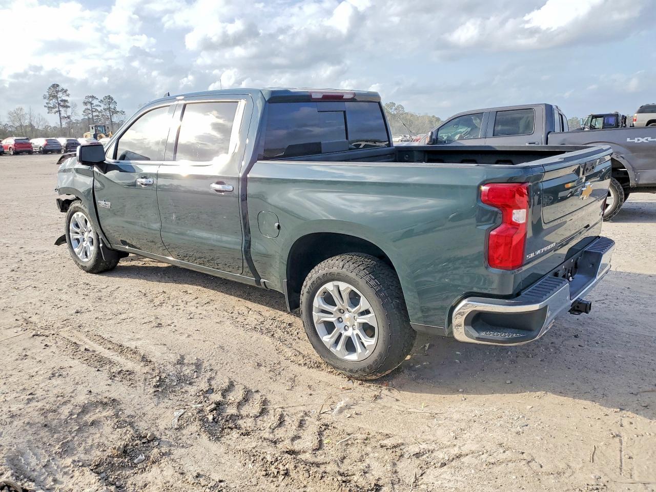 2026 CHEVROLET Silverado