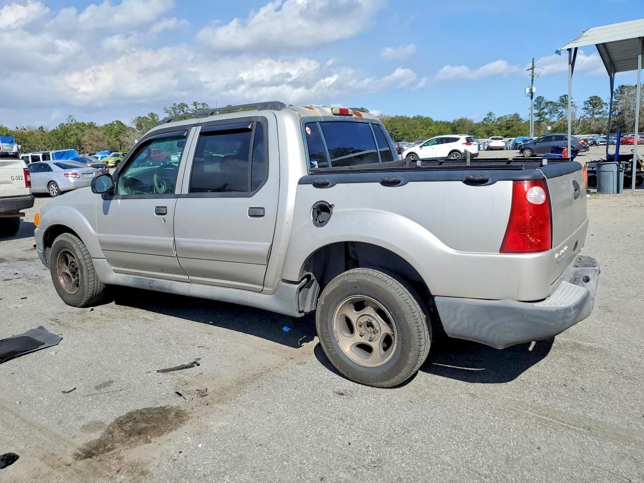 2004 FORD Explorer Sport Trac