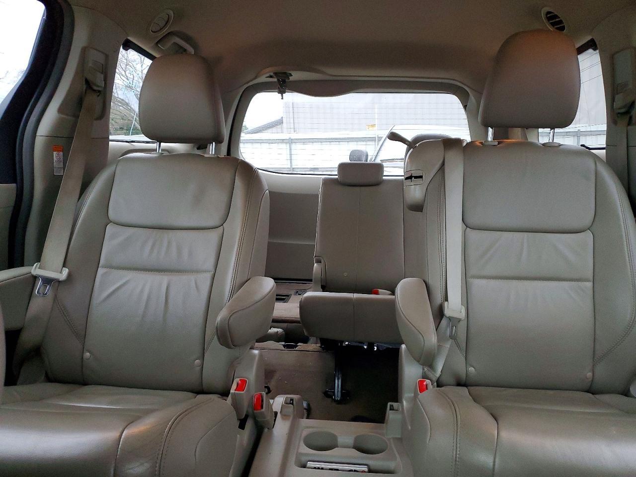 2018 TOYOTA SIENNA