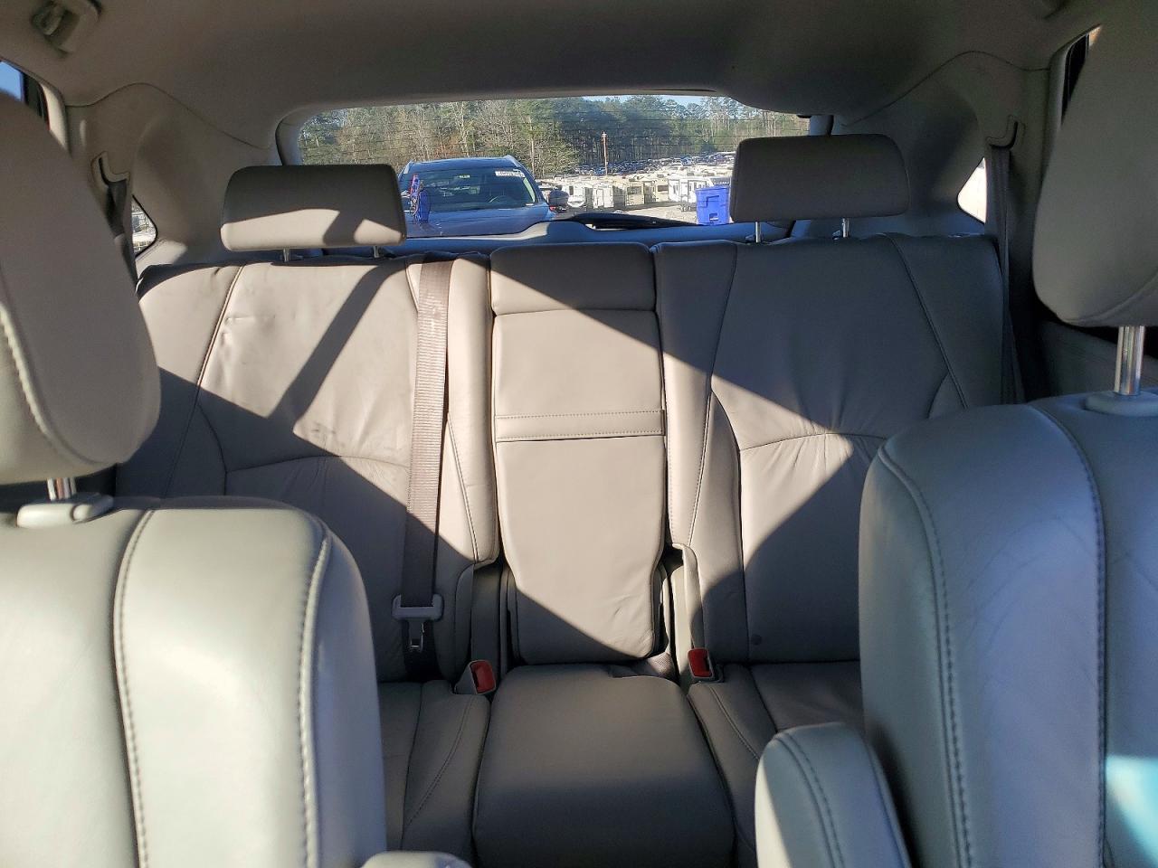 2005 LEXUS Rx 330