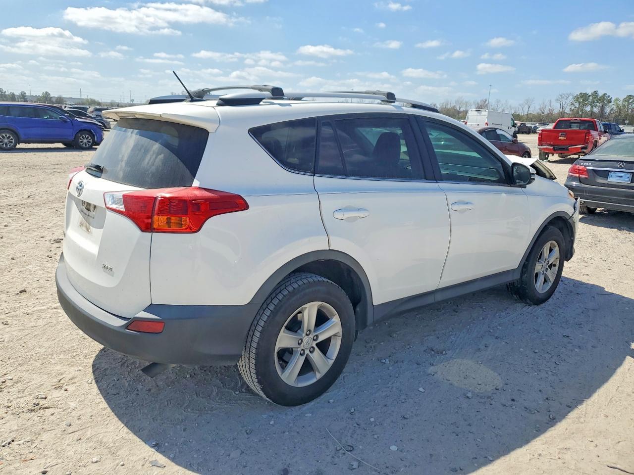 2014 Toyo Rav4
