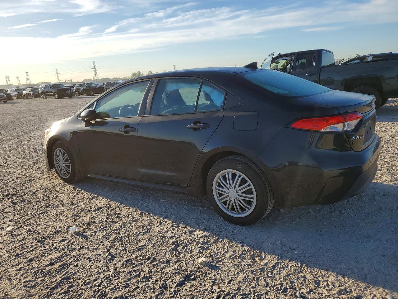 2023 TOYOTA COROLLA