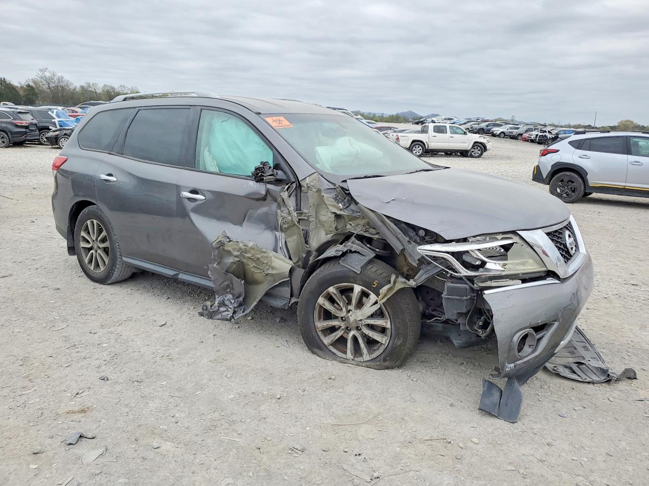 2016 NISSAN PATHFINDER