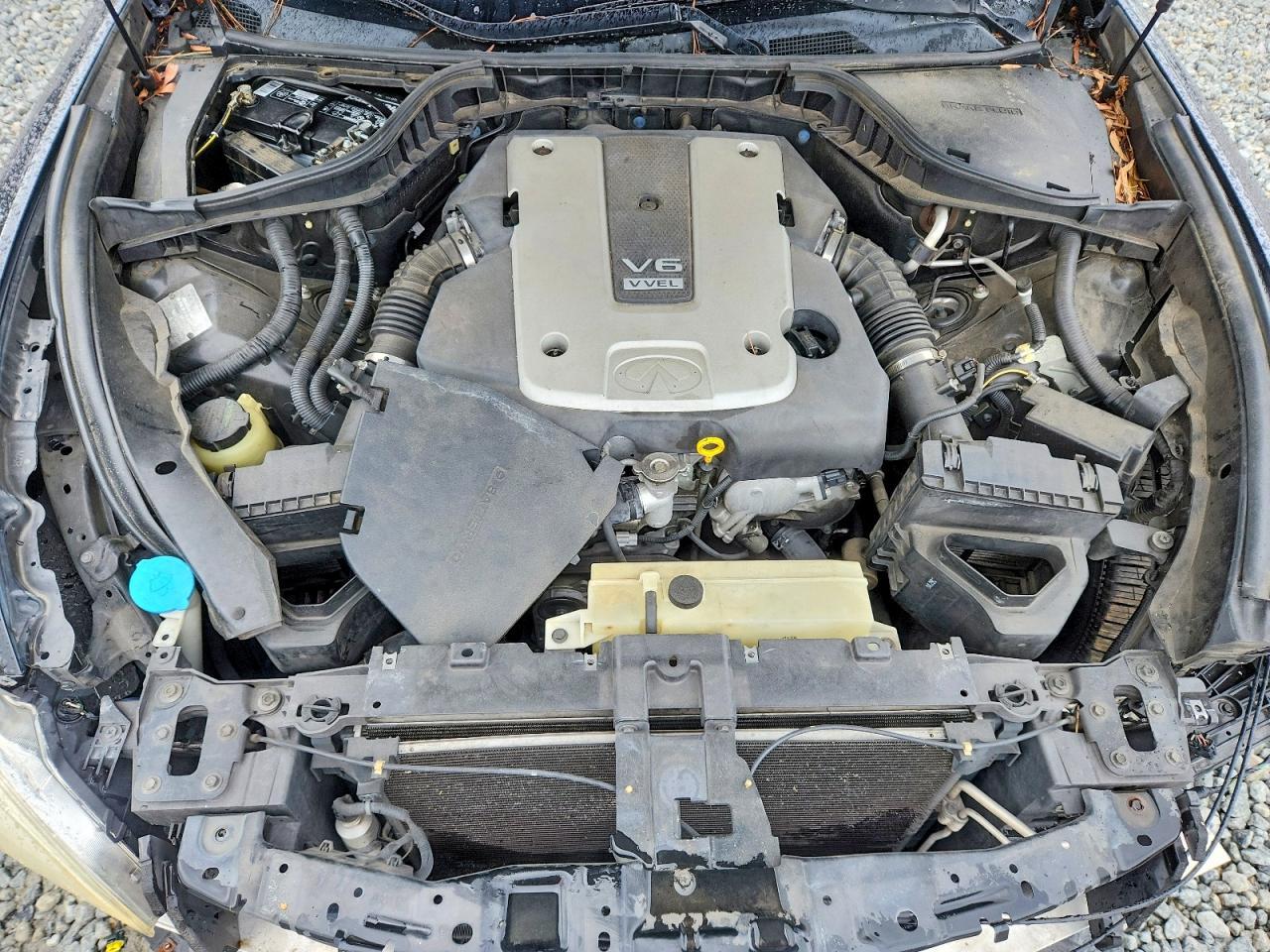 2011 INFINITI M37