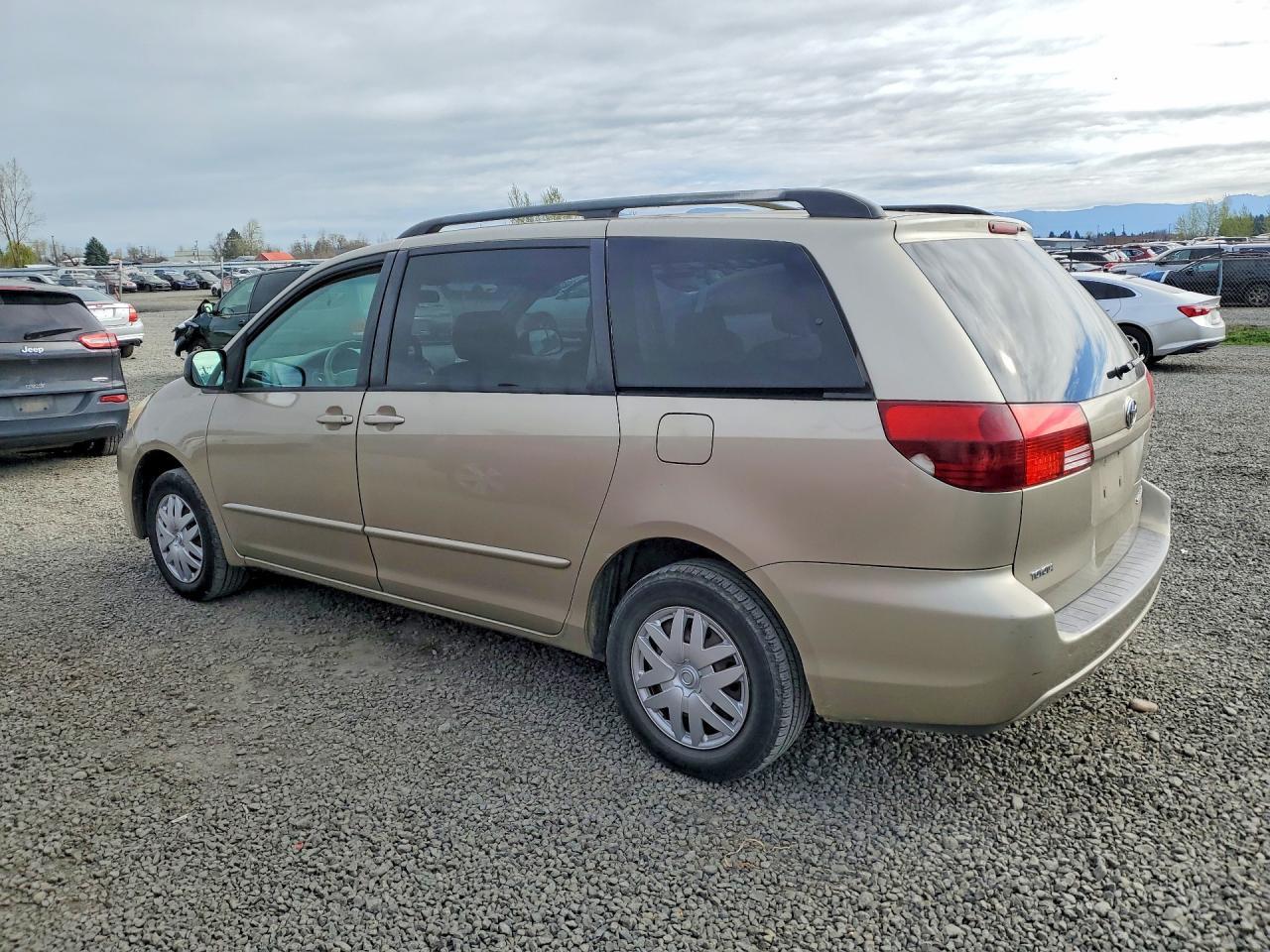 2005 TOYOTA SIENNA