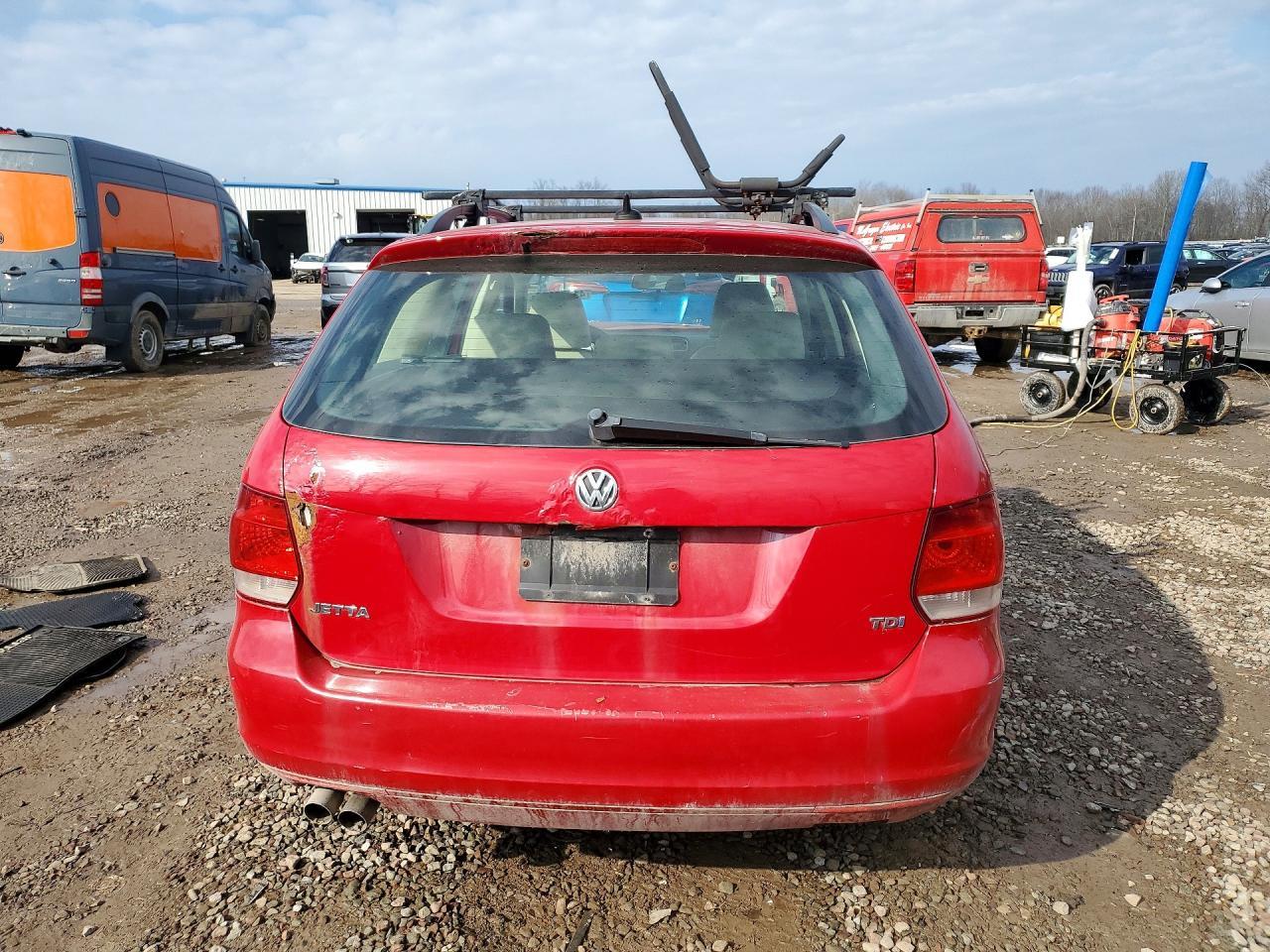 2011 VOLKSWAGEN JETTA