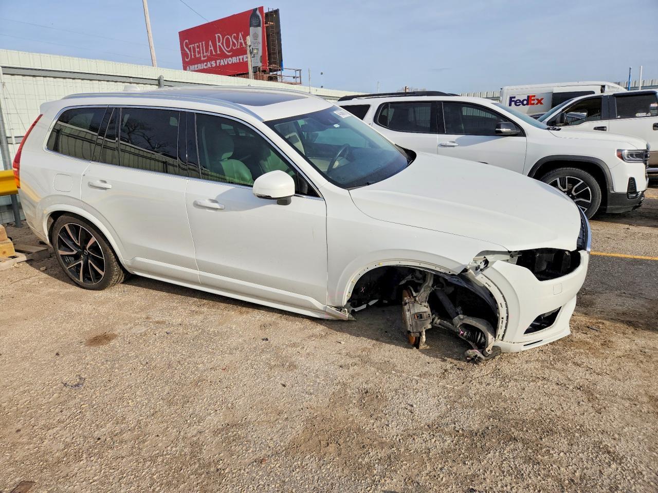 2020 VOLVO XC90