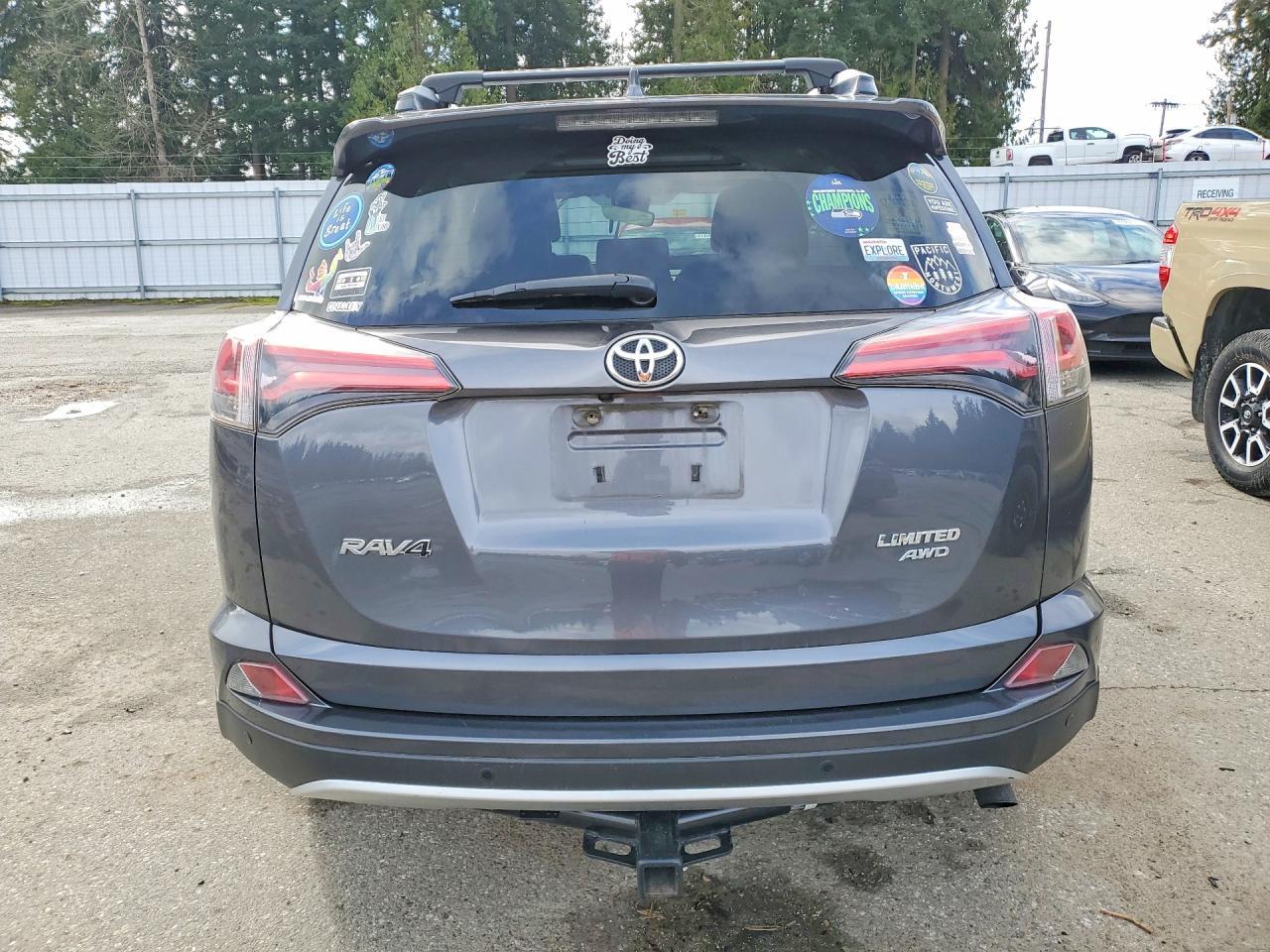 2016 TOYOTA RAV4