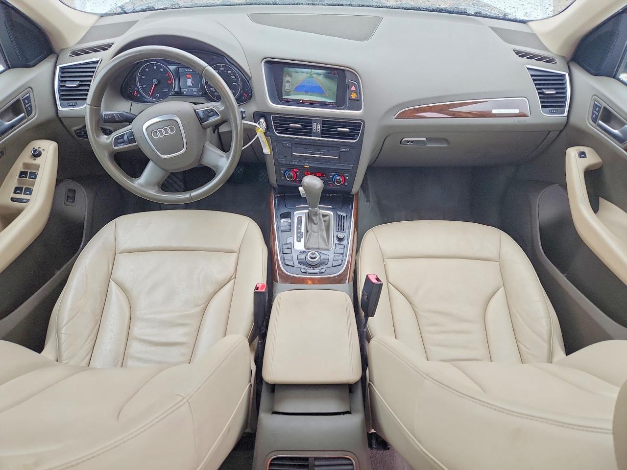 2011 AUDI Q5